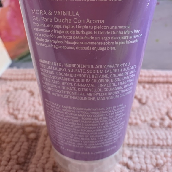 Mary Kay® Berry & Vanilla Scented Shower Gel new unopened - Picture 4 of 4